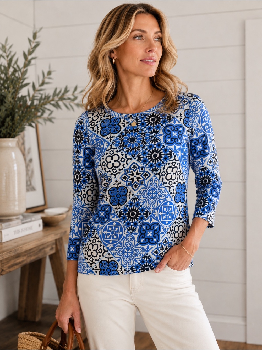 J. McLaughlin Blue White Mosaic Medallion Print Stretch Top Size S